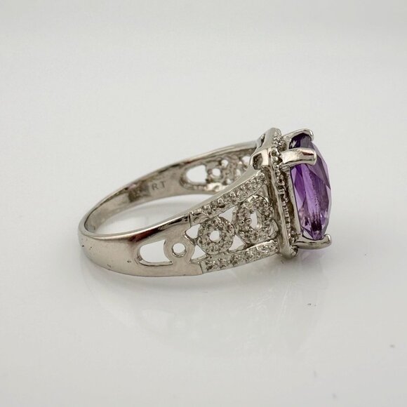 Beautiful Emerald Cut 2.25 Carat Amethyst Ring - Sterling w Diamond Accent Size - Picture 13 of 16